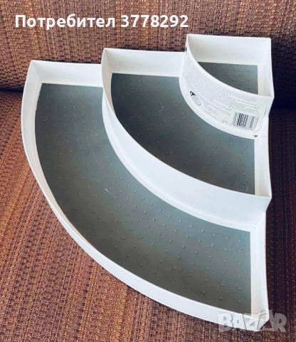 Органайзер 30х30х9см, на 3 нива, пластмасов, Нов, не е ползван.