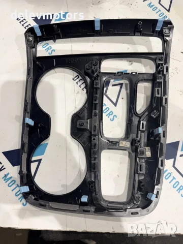 84653-N7100 интериорна конзола от Hyundai Tucson, Хюндай Туксон 2023 г., снимка 2 - Части - 56179102