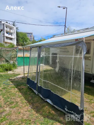 Страници за тента за каравани, кемпери