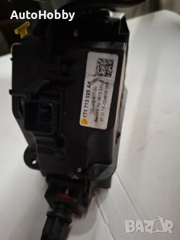 Избирач Селектор скоростен лост VW Фолксваген Seat Skoda 2015г. DSG Автоматик, снимка 2 - Части - 49177879