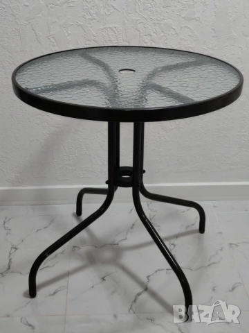 Градинска масичка със стъклен плот 