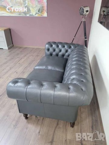 Дизайнерски сив кожен диван тройка тип Честърфийлд, снимка 7 - Дивани и мека мебел - 42422846