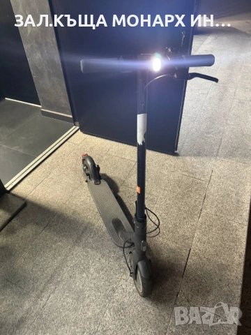 Електрическа тротинетка Xiaomi Mi Scooter Essential/+зарядно