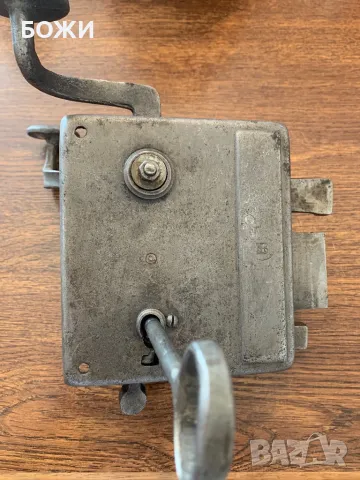 Антикварна брава с ключ (Австро-Унгария, 1867–1918), снимка 4 - Антикварни и старинни предмети - 49333088