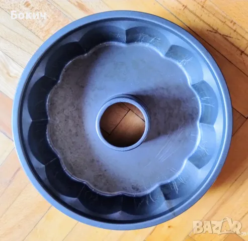 Запазени тефлонови: тиган "Tefal" Durabase, ф20 и форма за кекс ф24см, снимка 6 - Съдове за готвене - 49423372