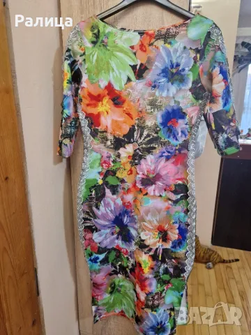 Дамска рокля с цветя
