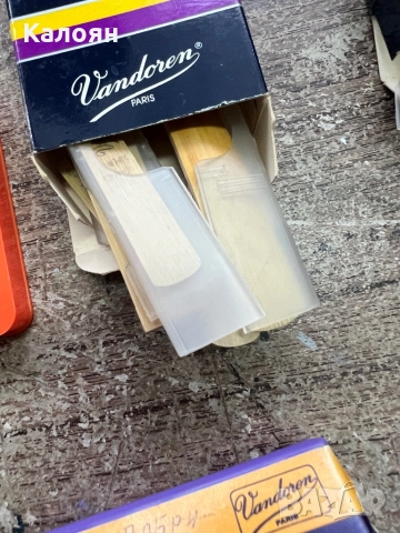 Традиционни Bb тръстики за кларинет Vandoren и други плюс части - лот, снимка 7 - Духови инструменти - 52207465