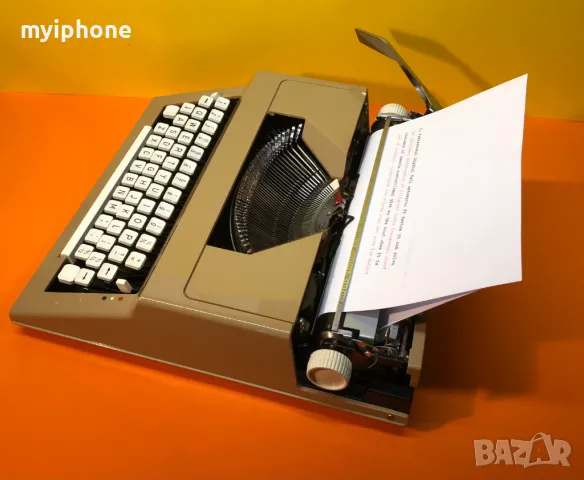 Пишеща Машина Lemair 3/ 3 цвята Латиница нова лента топ състояние, снимка 5 - Антикварни и старинни предмети - 48814104