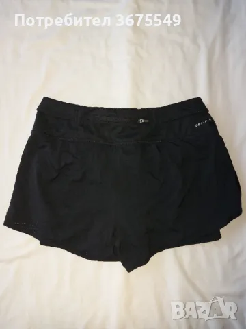 Дамски Nike Dri-fit шорти за бягане, снимка 4 - Къси панталони и бермуди - 49730339