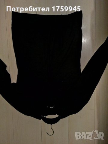 Дамска черна блуза , снимка 2 - Блузи с дълъг ръкав и пуловери - 34598875