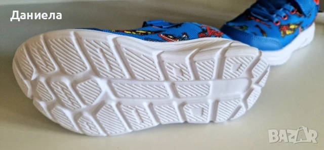 Детски маратонки Primark, Marvel, размер 27, снимка 2 - Детски маратонки - 51174525