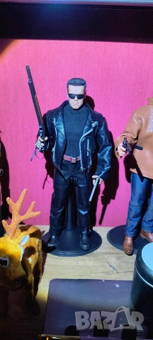Премиум Екшън фигура на Арнолд Terminator800,30 см, снимка 16 - Колекции - 53680958