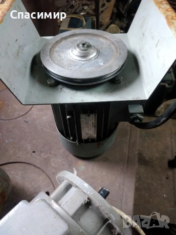 Ел двигател 550w на 2820об чешки 