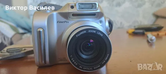 Ретро дигитална камера Fuji Finepix 2800z