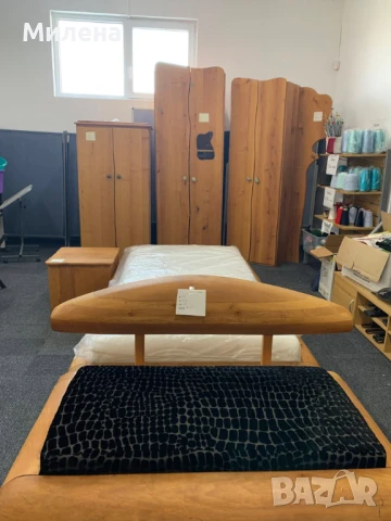 Масивен дървен спален к-т., снимка 14 - Спални и легла - 50746272