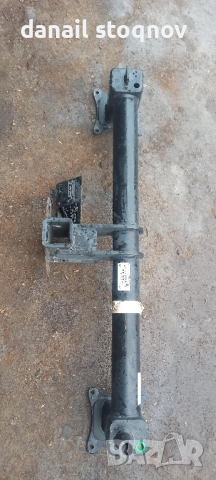 Теглич за мерцедес  W 166 GlE и GLS, снимка 5 - Части - 44629940