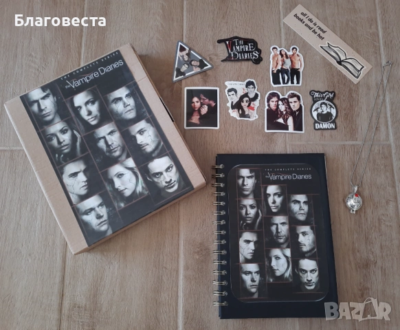 Сет: тефтер, стикери, книгоразделител и колие- Дневниците на вампира 