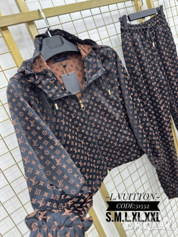 дамски екипи louis vuitton , снимка 6 - Спортни екипи - 51941064