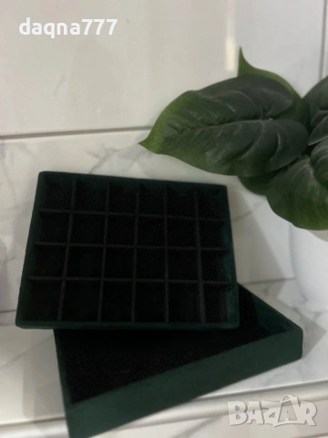 Кутия от зелено кадифе за бижута, снимка 2 - Други - 53244336
