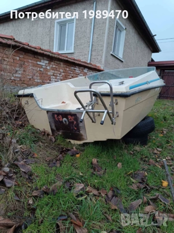 Продавам рибарска лодка., снимка 9 - Воден транспорт - 52618168