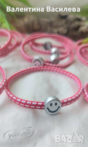 Мартенички за ръка, снимка 4 - Гривни - 53461395