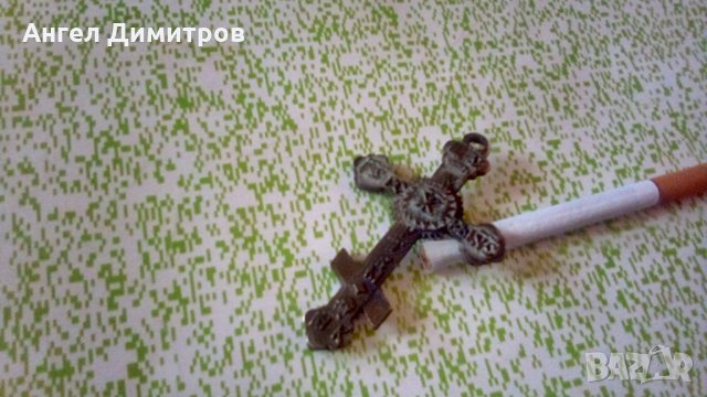 Стар бронзов православен кръст, снимка 4 - Антикварни и старинни предмети - 35781392