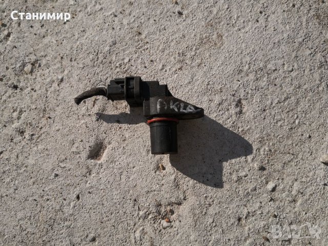 Датчик разпределителен вал Мерцедес А169 1.8 cdi, снимка 1