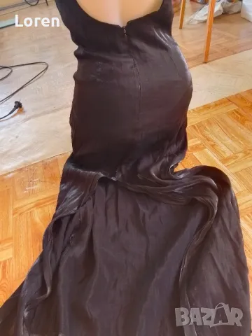 Черна дълга лъскава официална рокля с дълга цепка отзад , снимка 12 - Рокли - 49685876
