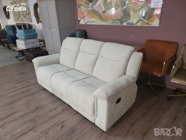 Кремав диван тройка от плат с ръчен релаксиращ механизъм, снимка 5 - Дивани и мека мебел - 53753644