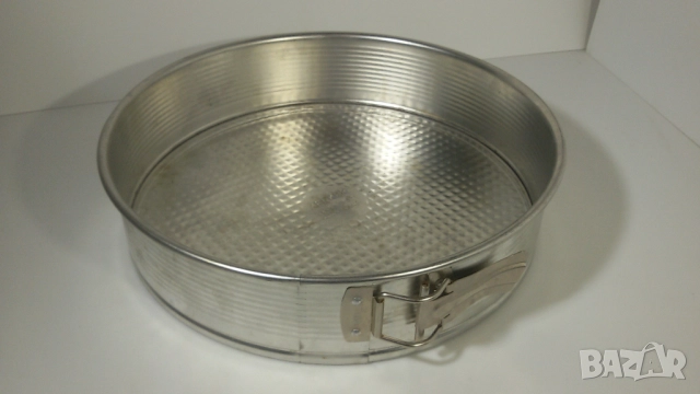 Кръгла форма за печене с падащо дъно Zenker