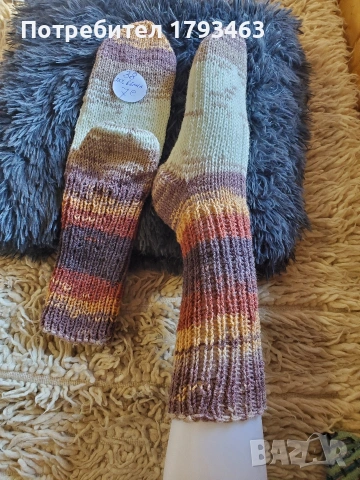 Ръчно плетени дамски чорапи от вълна размер 38, снимка 10 - Дамски чорапи - 41762985