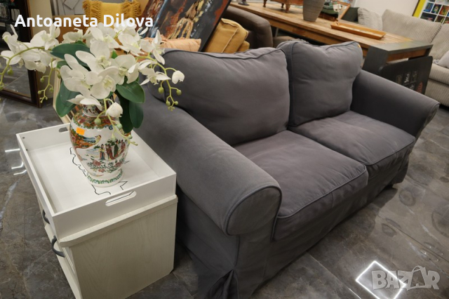 Двуместен диван със лесно сваляеми калъфи, снимка 2 - Дивани и мека мебел - 44570688