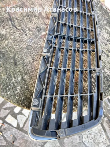 Бутон заден капак за Мерцедес Е-класа W211, снимка 4 - Части - 47682222