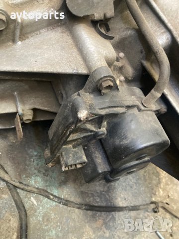 Nissan navara d40 2008година avtomat Раздатъчна Кутия, снимка 7 - Части - 42494751