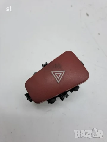 Бутон за аварийни на Фиат Крома/Fiat Croma