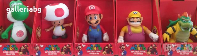 Много фигурки на героите от филма за Супер Марио (Super Mario)