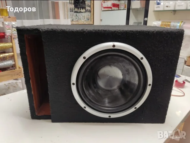 Бас каса KENWOOD 1500W двунамотков 