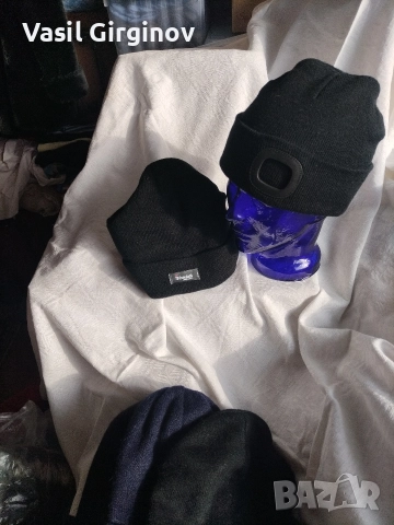 Зимни шапки