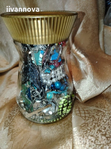 Буркан със съкровища, снимка 5 - Бижутерийни комплекти - 53212338