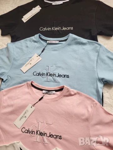 дамски тениски calvin klein , снимка 4 - Тениски - 51220305