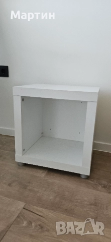 Етажерка кубче за под