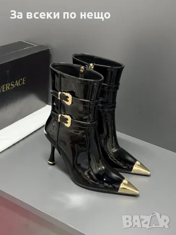 Versace Луксозни Лачени Дамски Боти Със Златисти Детайли И Ток Код SEM-763