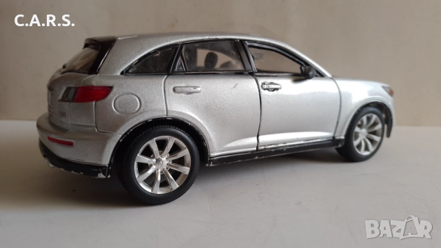 2005 Infinity FX45 Maisto - Мащаб 1:24, снимка 5 - Колекции - 51404176