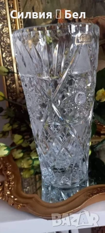 Кристална ваза 