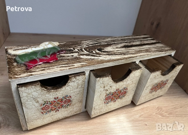 Дървена кутия с декупаж, снимка 2 - Декорация за дома - 51536346