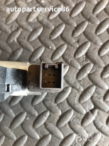 Мотор за стъкло за задна дясна врата за Mazda 6 (2002-2007) G22C5958X, CM011740, снимка 3 - Части - 53714301