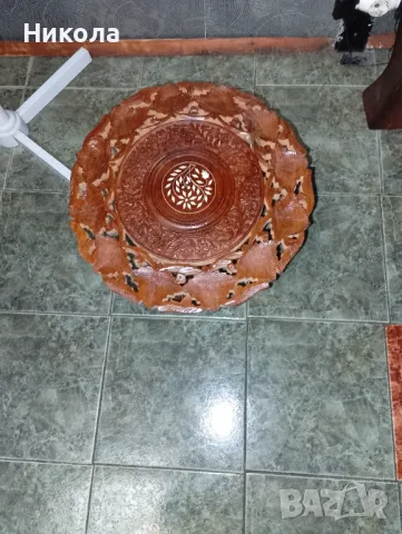 Дърворезбована антик масичка, снимка 2 - Антикварни и старинни предмети - 50417598