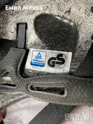 Детска каска ABUS 45-50 см. , снимка 8 - Детски велосипеди, триколки и коли - 49901758