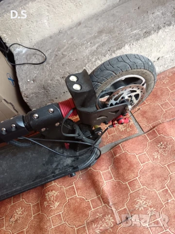 Продавам тротинетка 