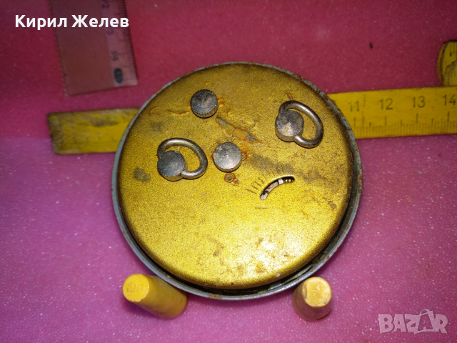 SLAVA MADE in USSR Стар КОЛЕКЦИОНЕРСКИ РУСКИ БУДИЛНИК МЕХАНИЧЕН НАСТОЛЕН ЧАСОВНИК СЛАВА СССР 43610, снимка 2 - Антикварни и старинни предмети - 44545534